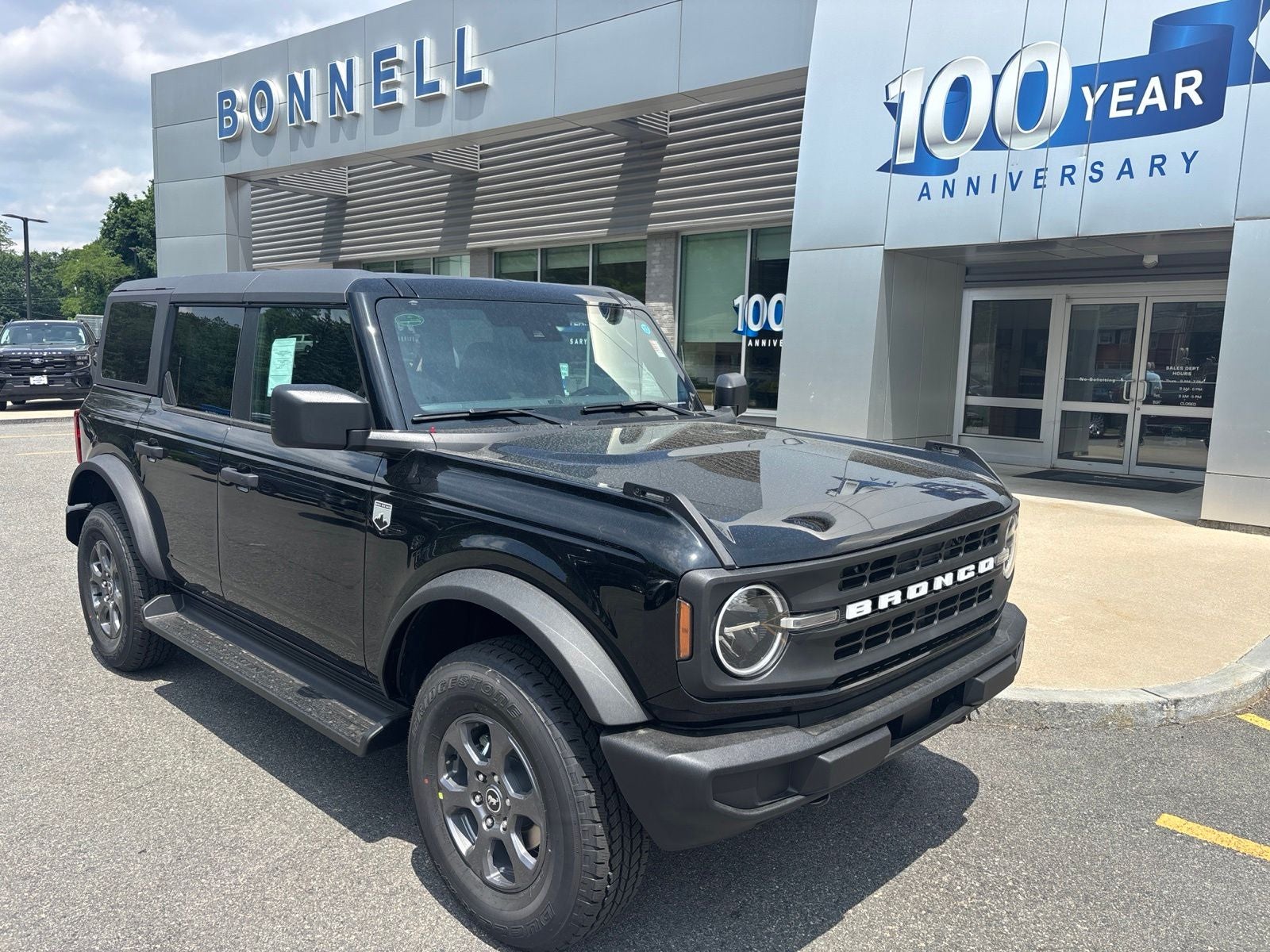 2026 Ford Bronco Big Bend in Shadow Black — front three-quarter view