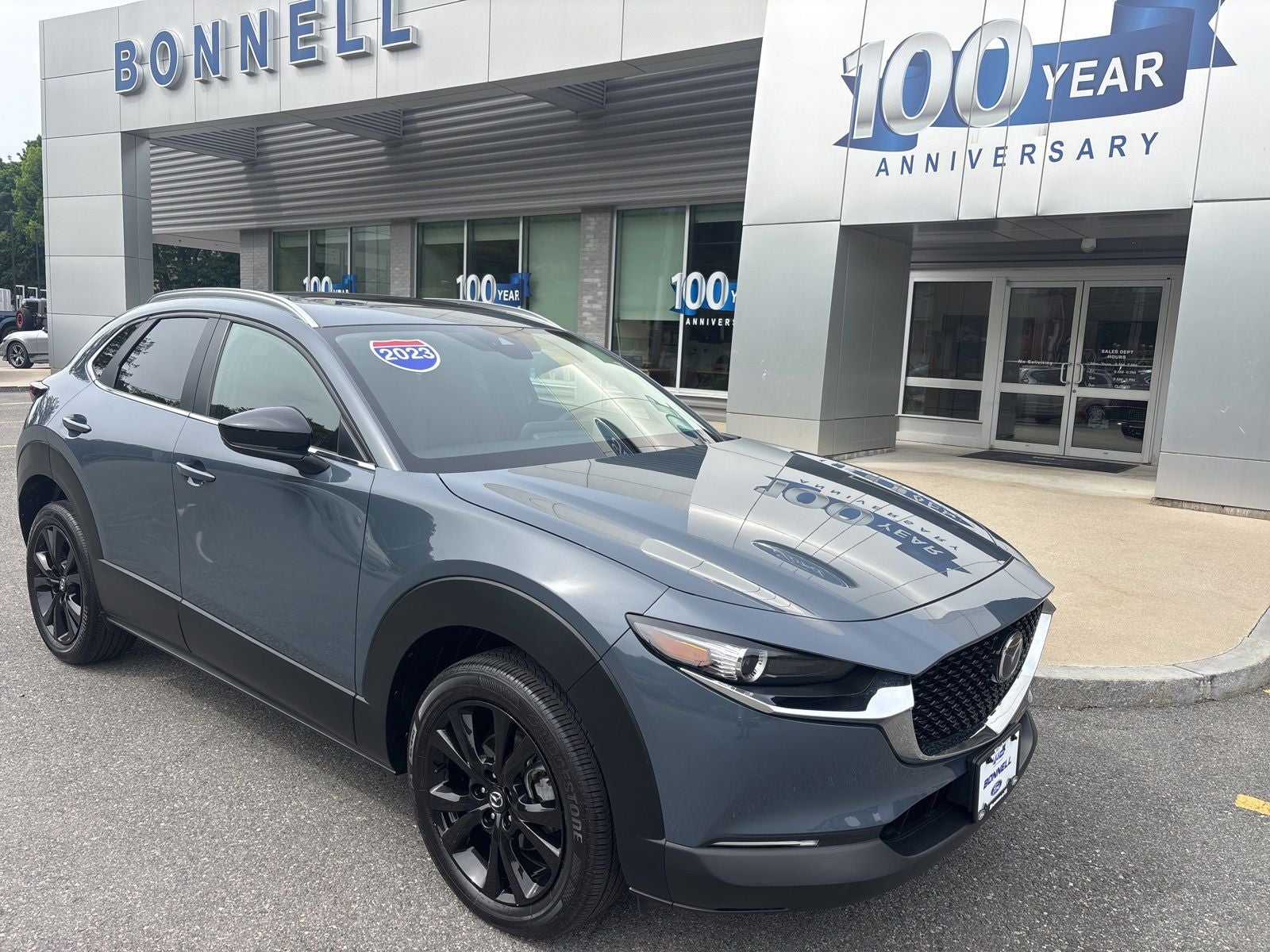 2023 Mazda Mazda CX-30 2.5 S Carbon Edition in Polymetal Gray Metallic — front three-quarter view